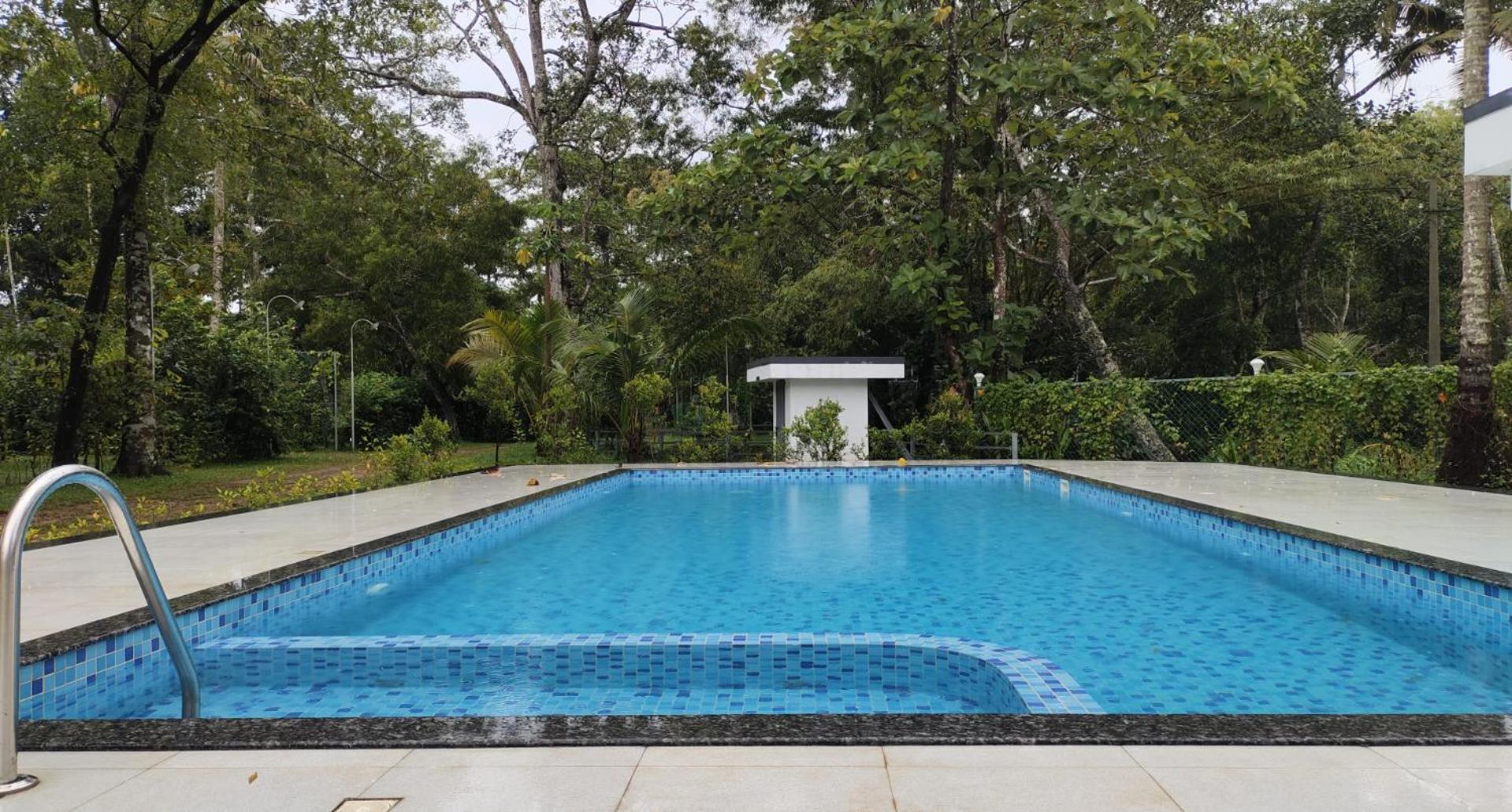 Marari Beach Palace Mararikulam Bagian luar foto