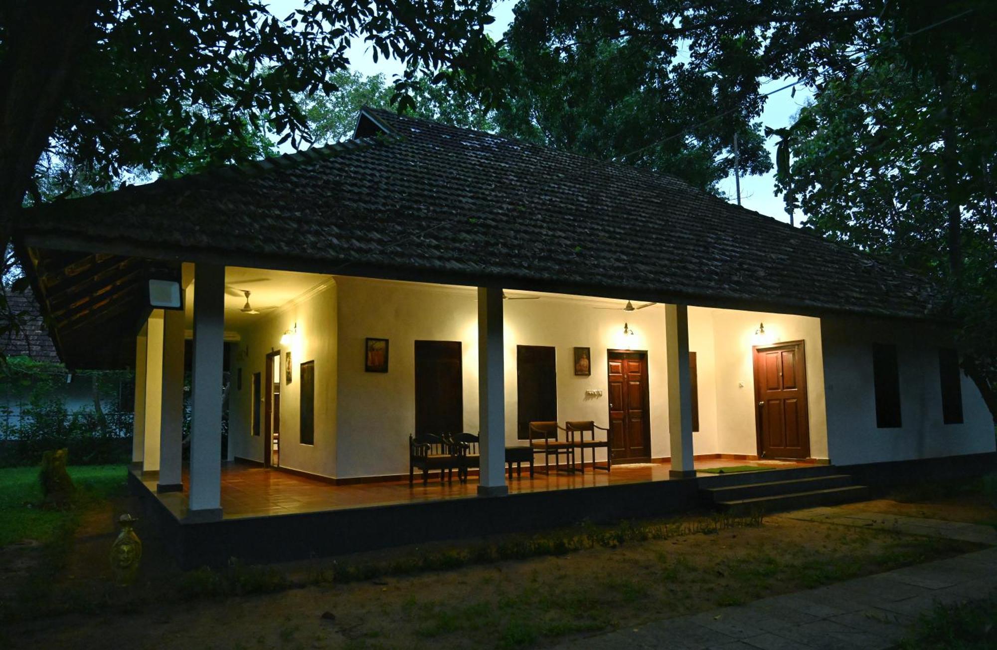 Marari Beach Palace Mararikulam Bagian luar foto